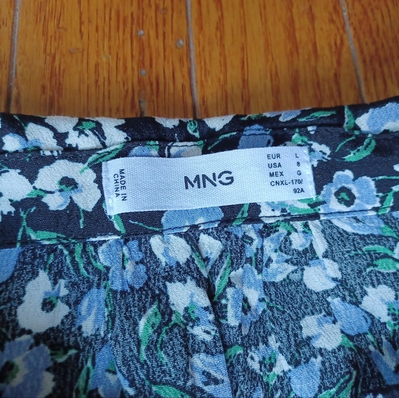 Mango Sz 8 Flower Print Dress Faux Wrap Lilac Black Long Sleeve Front Closure - Picture 3 of 14